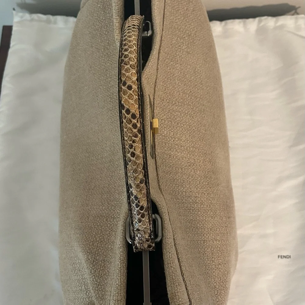 FENDI Peekaboo
